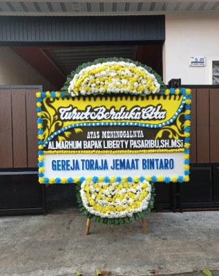 Papan Bunga Duka di Pauh